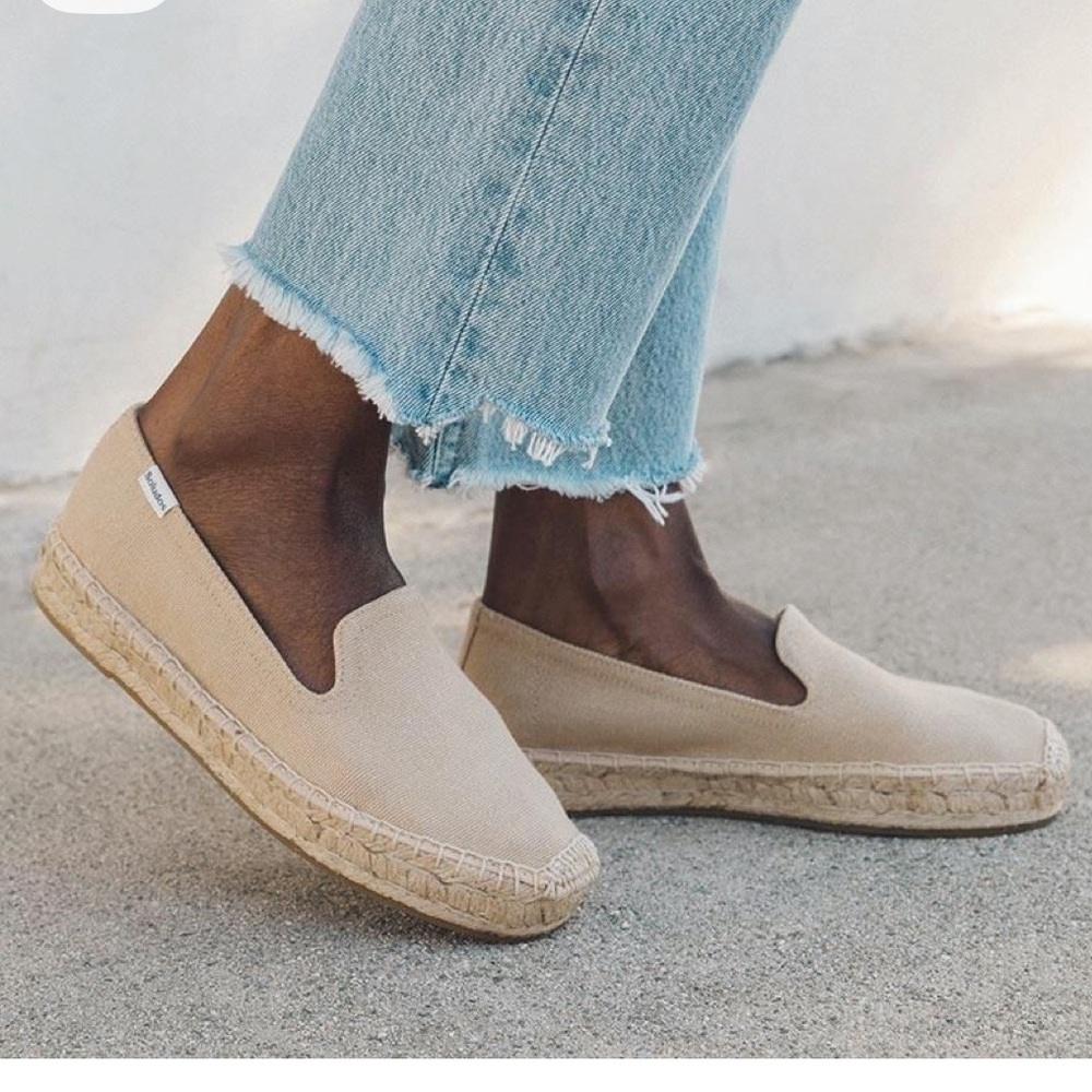 SOLUDOS Beige Flat Espadrille EUC